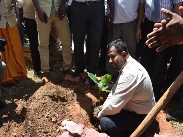 Inaugurated One Day Service at Vavuniya District Registrar Office _16.03.2019